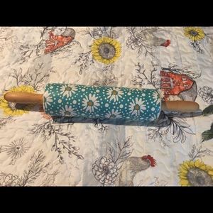 Pioneer woman pin roller